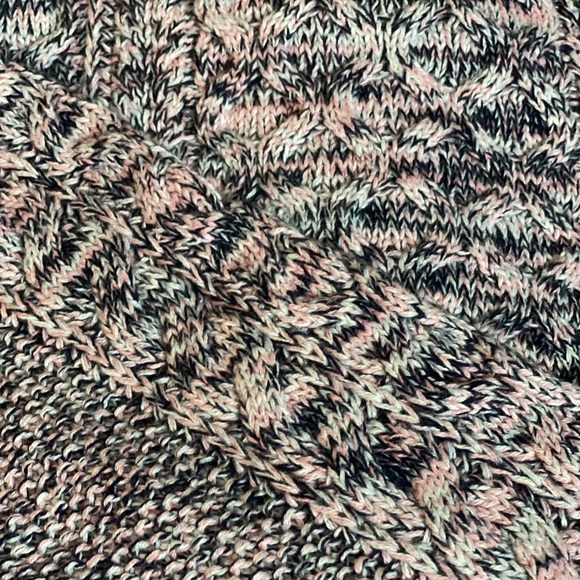 Sweater - Picture 7 of 8